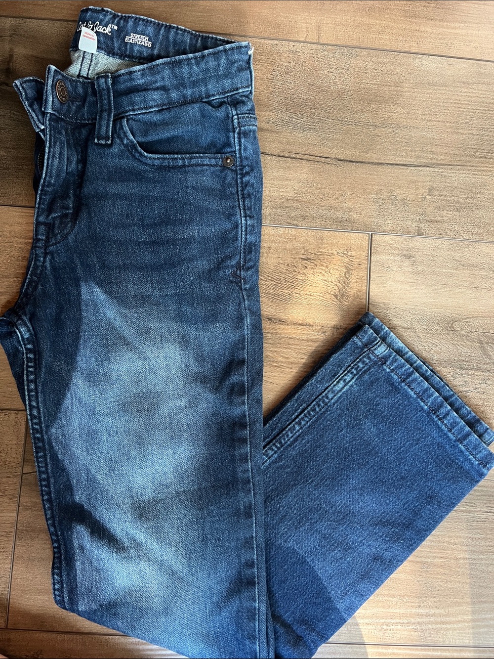 Cat & Jack boy’s Straight Jeans in Dark Blue Wash
